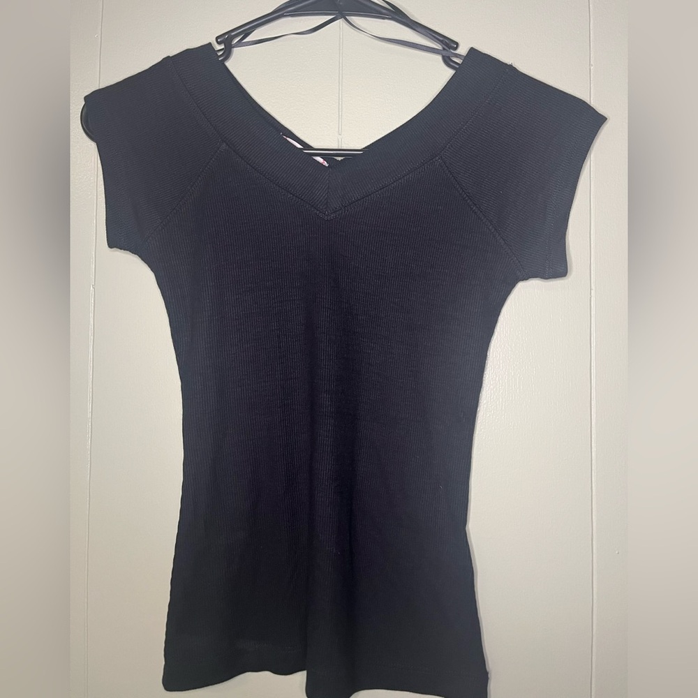 BDG Urban Outfitters Black V-Neck Women's Top NWOT